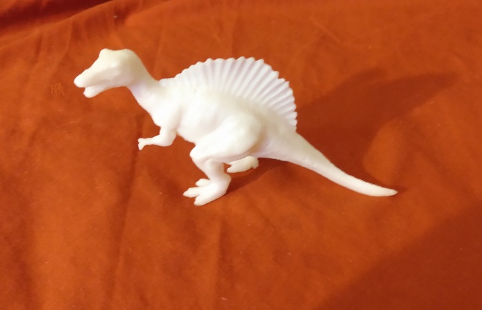 MEDIUM WHITE SPINOSAURUS