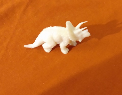 SMALL WHITE PAINTABLE TRICERATOPS