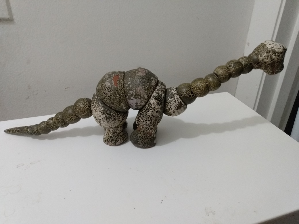 TWISTUM BRONTOSAURUS